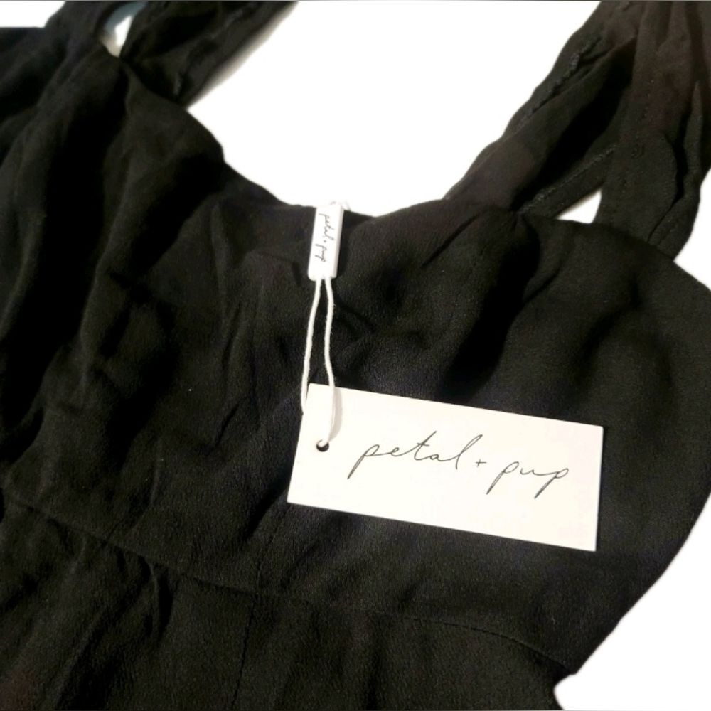 Petal & Pup Crosby Jumpsuit Cropped Straight Leg 100% Rayon Black Women's Size M - Picture 4 of 14
